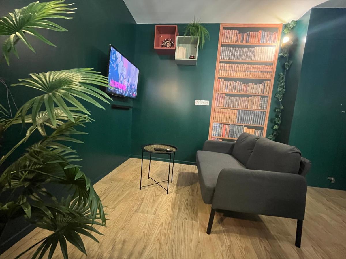 Le Speak Easy / Jacuzzi Et Sauna Marseille