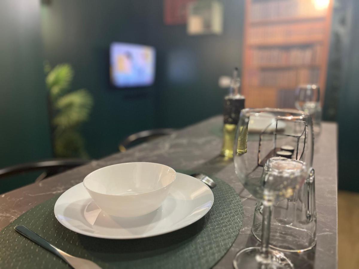 Le Speak Easy / Jacuzzi Et Sauna Apartment Marseille